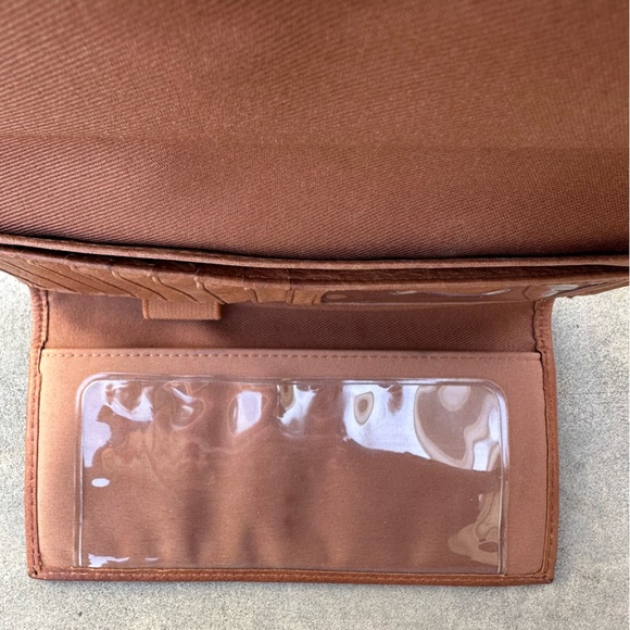 Fossil Tri-fold Tan Pebbled Leather Wallet - Picture 5 of 6